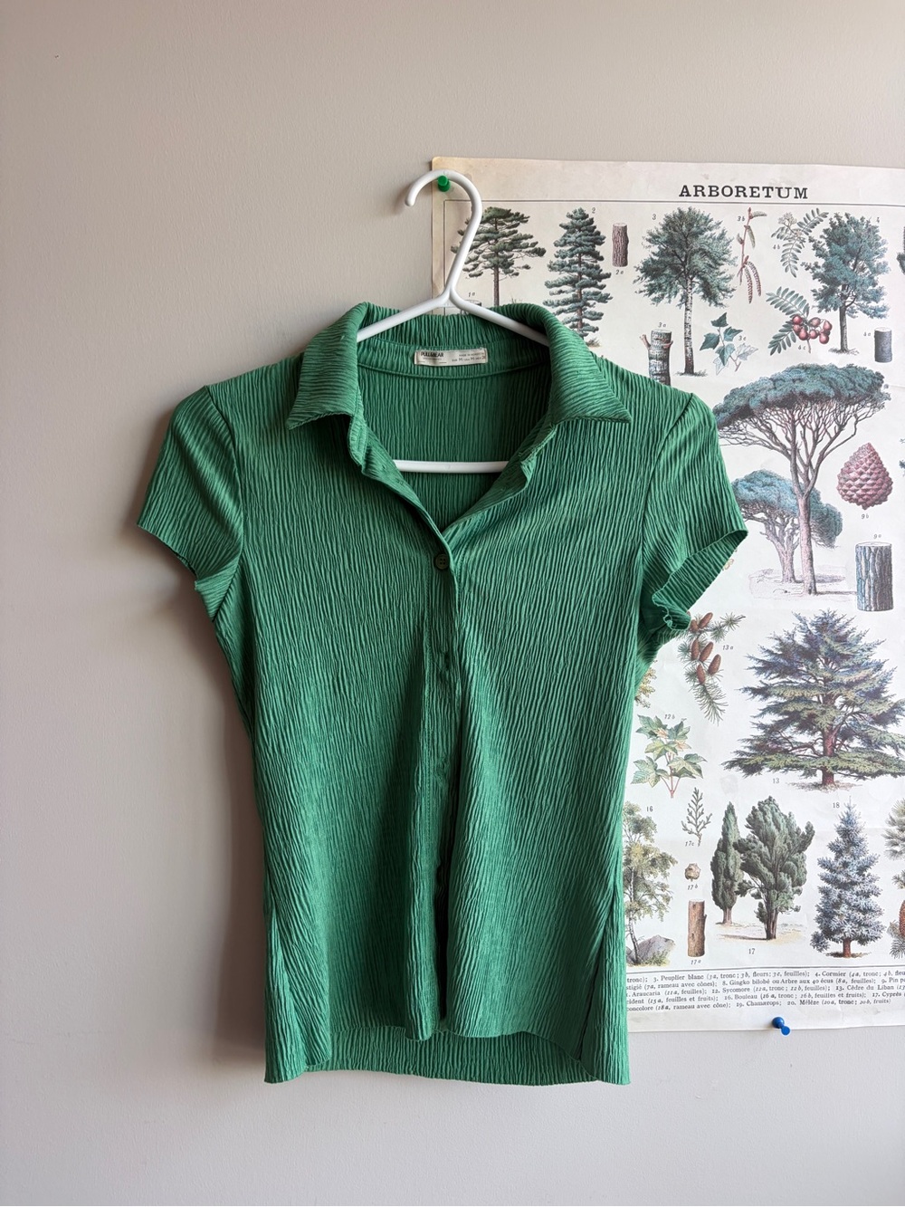 Pull & Bear Button-up Collared Shirt Medium